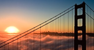 golden gate bridge sunrise image