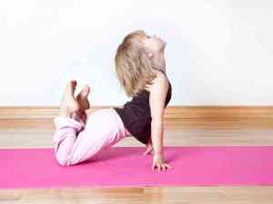 kid-yoga-5d6e8961f35ef766c48716c3ec1c27a1e066554e-s6-c30